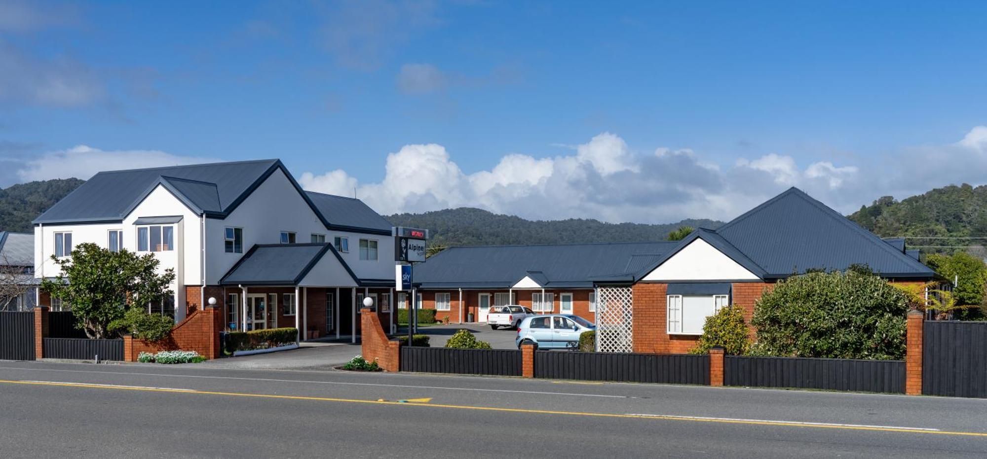 Alpine Rose Motel Greymouth Exterior photo